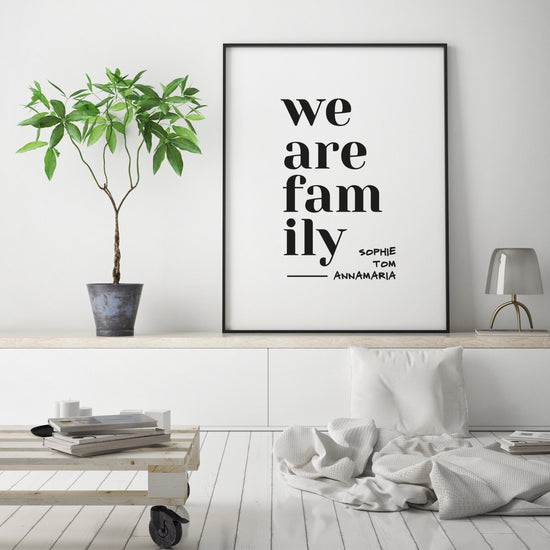 Laden Sie das Bild in den Galerie-Viewer, Print personalisierbar | We are Family
