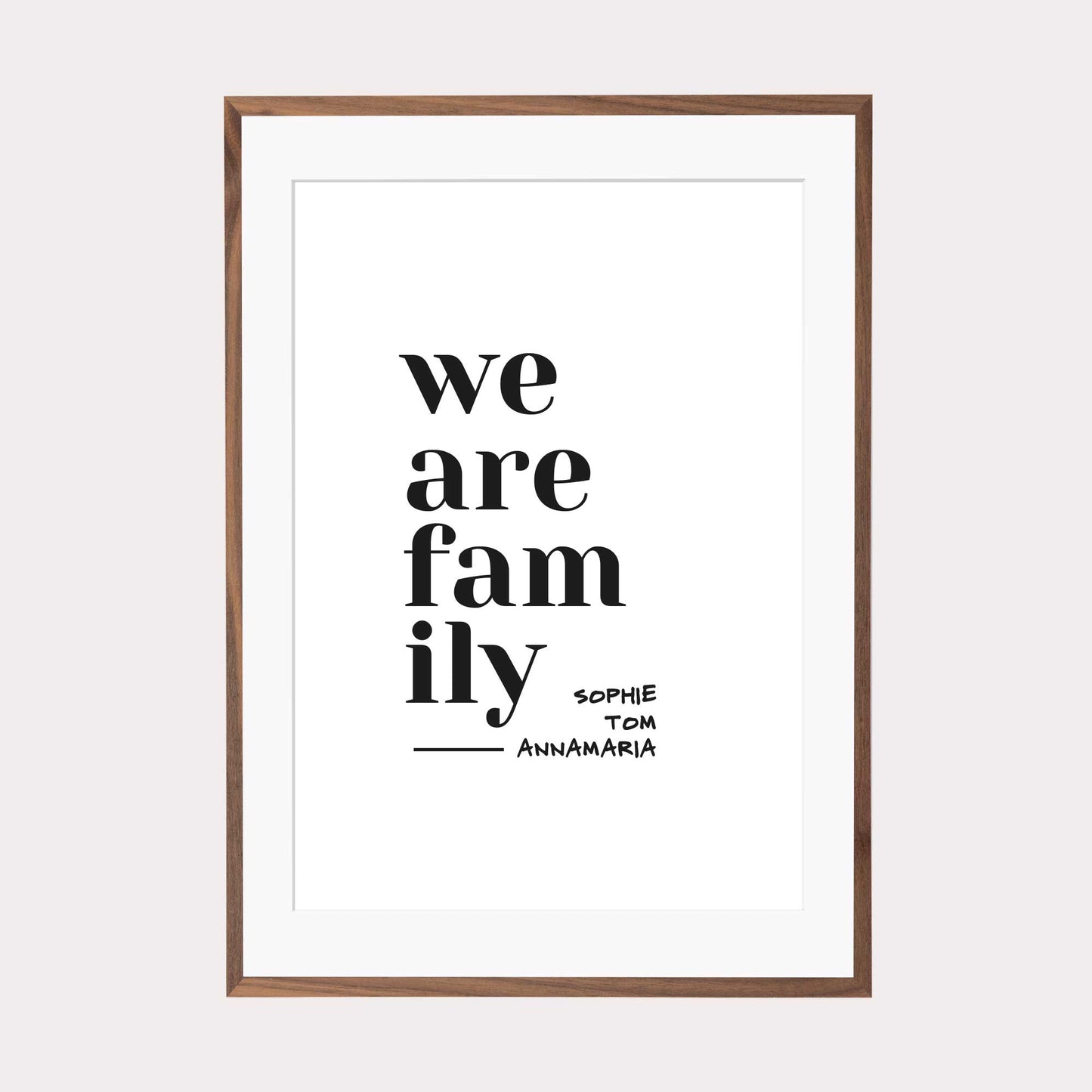 Laden Sie das Bild in den Galerie-Viewer, Print personalisierbar | we are family

