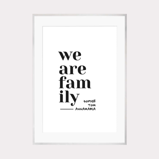 Laden Sie das Bild in den Galerie-Viewer, Print personalisierbar | we are family
